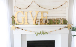 Give Gather Grateful Mantle Decor